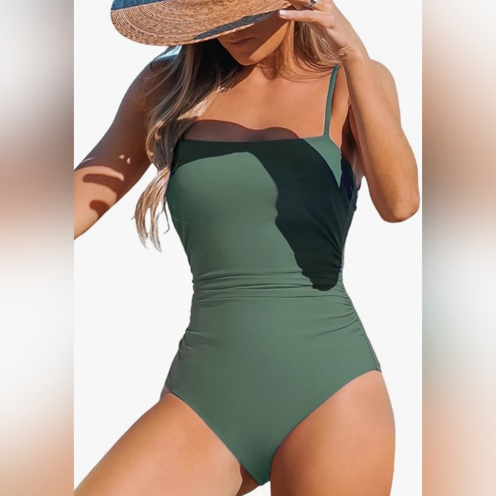 CUPSHE Women's One Piece Swimsuit